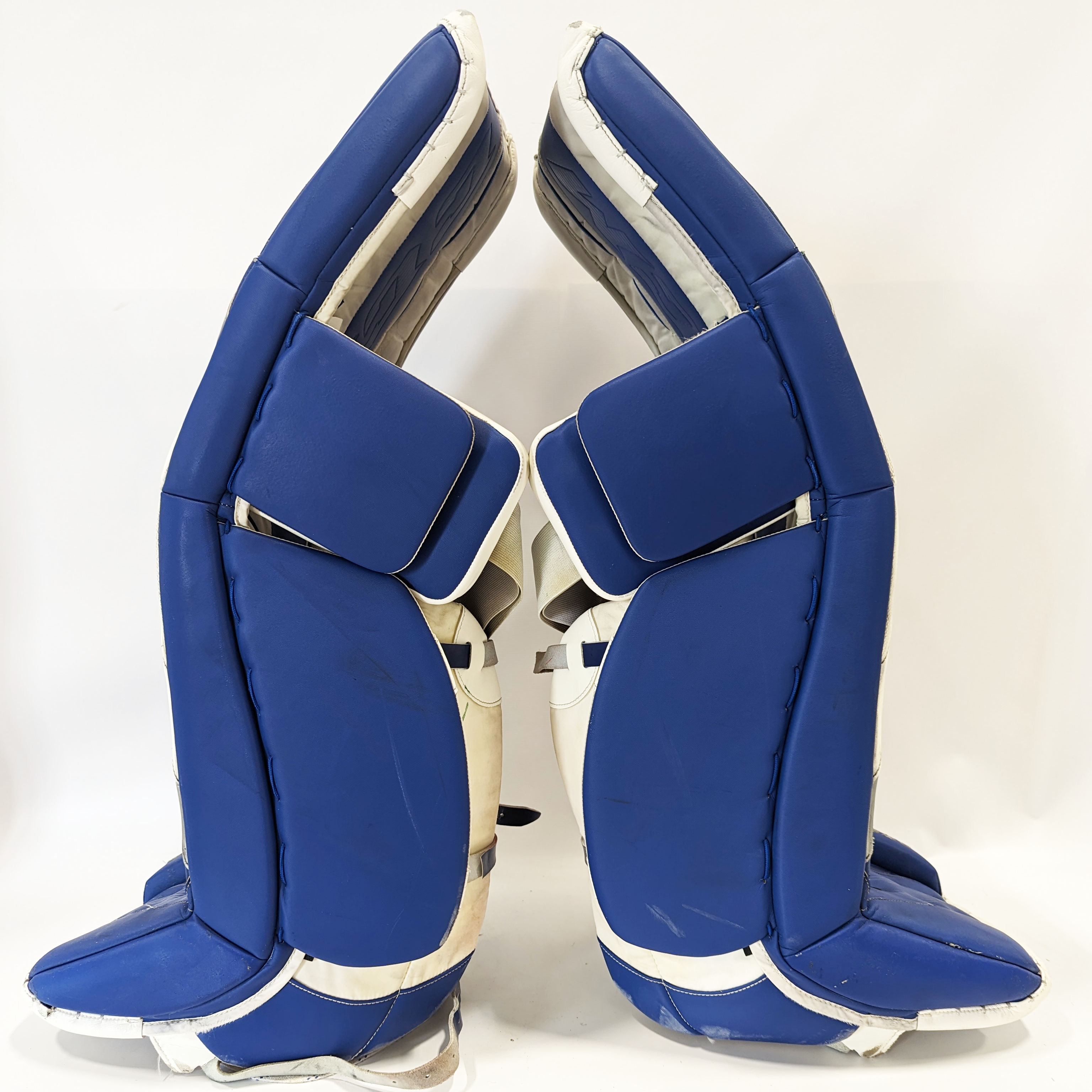 CCM Extreme Flex 5 - Jambières de gardien NCAA Pro Stock d'occasion (blanc/bleu)